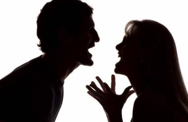 نساء vs رجال:بالوقائع.. محامون يرفضون قضايا الخلع تجنبًا ل«ظلم الرجال»