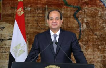 الرئيس السيسي يؤكد الاهتمام ببناء الفرد المقاتل داخل القوات المسلحة وإعداده وفقا لأحدث الأساليب العلمية