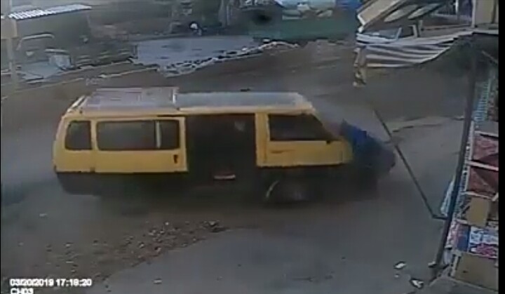 حادث اصطدام مسن بسرفيس